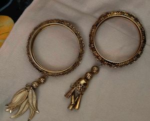 Elegant Gold-Toned Bangle Set