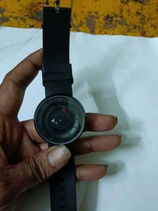 New Sleek Black Watch