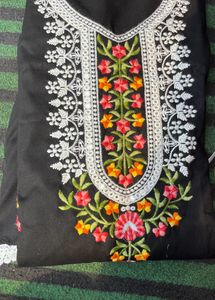Amazing Kurta Set With Dupatta In Black