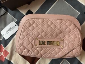 New Love Moschino Bag With Flaw