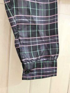 Plaid Ruffle Cropped Shirt