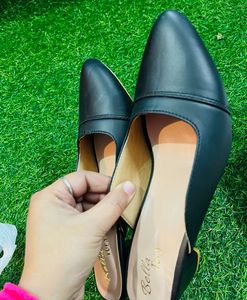 Chic Black Block Heel Mules