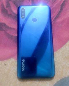 Realme 3