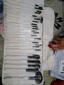 Professional Wood Make Up Brushes Sets