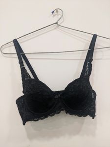 Price Drop Black Beautiful New Bra