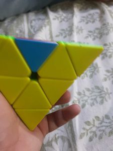 Pyraminx Puzzle