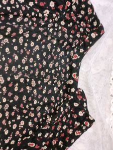 NEW BLACK SLIM TOP