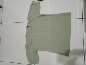 Green Top Like New