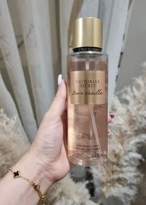 Victoria’s Secreat Bare Vanilla Perfume