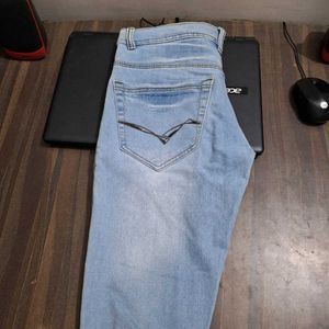 Light Blue Damaged Stylish Look Jeans For Men