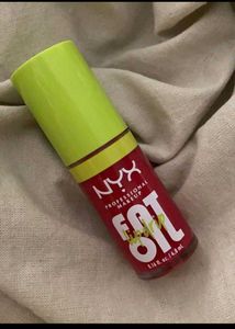 NYX Fat Lip Drip
