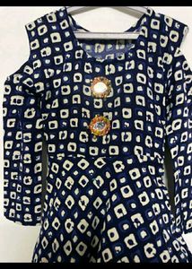 blue kurta with mirror work