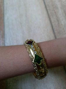 Enamel Detail Gold Bangle