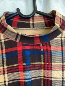 Grid Mock Neck Top
