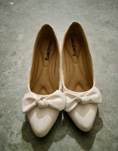 Cream Heel DressBerry  Ballerinas