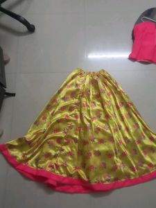 Traditional Lehenga Choli with dupatta for 8-10 yr