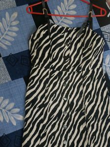 Pretty White And Black Zebra Print Dress