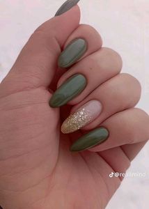 Glitter Press On Nails ✨