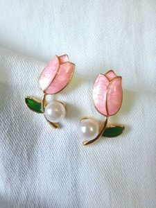 New Tulip- Pearl Earring