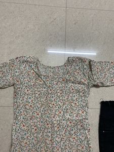 Cute Floral Top &amp; Jeans Set