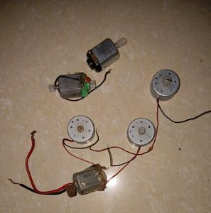 6 Toy Motors
