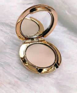 Charlotte Tilbury Airbrush Flawless Finish Powder