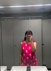 Pink Embroidered Kurta tussle sleeveless