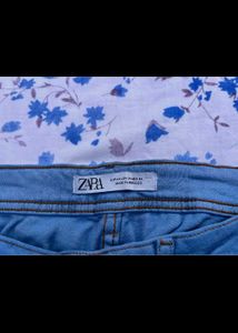 Zara Denim Blue Jeans** 👖🔵