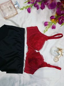 🇳🇿💫🔥Red Lace Bra