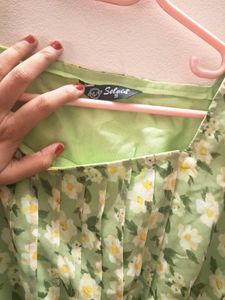 Floral Print light green  Top