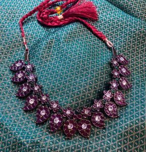 Precious black finish kemp Jewellery - premium