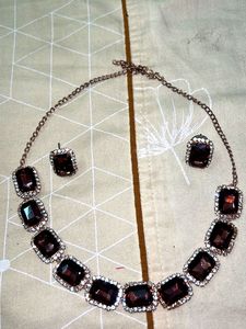 Elegant Necklace & Earring Set