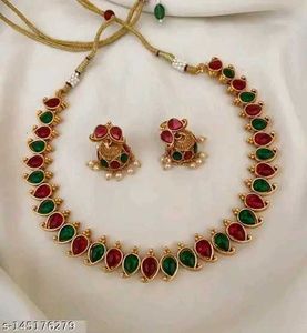 Necklace & Earring Set