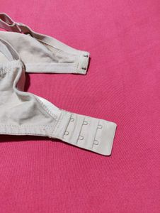 Women Bra Size 40D