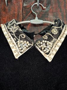 Sale!gorgeous embellished neck ribbed collar top ❤