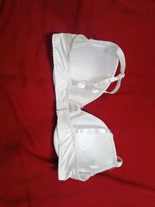 🇳🇿💫💕 Beautiful White Lace Bra