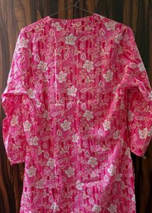 Libas Pink Floral Kurti – Breezy &amp; Beautiful