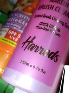 Makeup Brush Remover