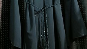BLACK ABAYA