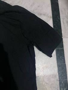 Trends Black Crop T-shirt