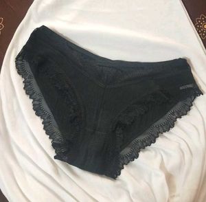 URBANIC Lace Trim Briefs