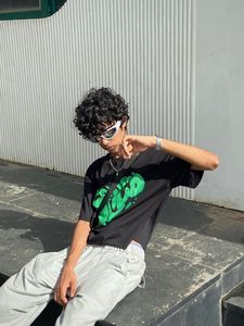 🚨price dropped 🚨y2k Oversized crop t shirt