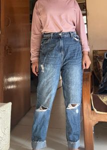 High Wiasted Blue Ripped Jeans