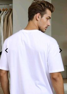 Men&#39;s White Graphic Tee