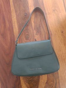 Van Heusen Green Shoulder Bag