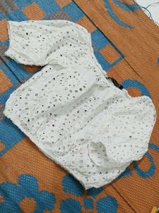 Set of 2 Unique White Tops 🤍