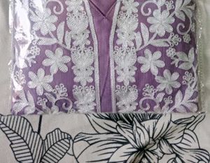 Levender Embroidered Straight Kurti 💜