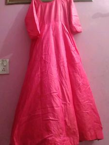 gown