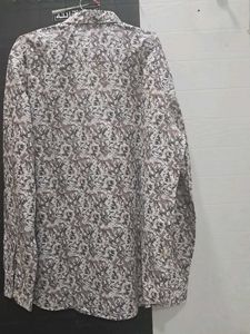 SELECT Floral Print Button-Down