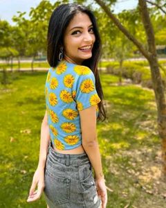 Beautiful Sunflower Print Top